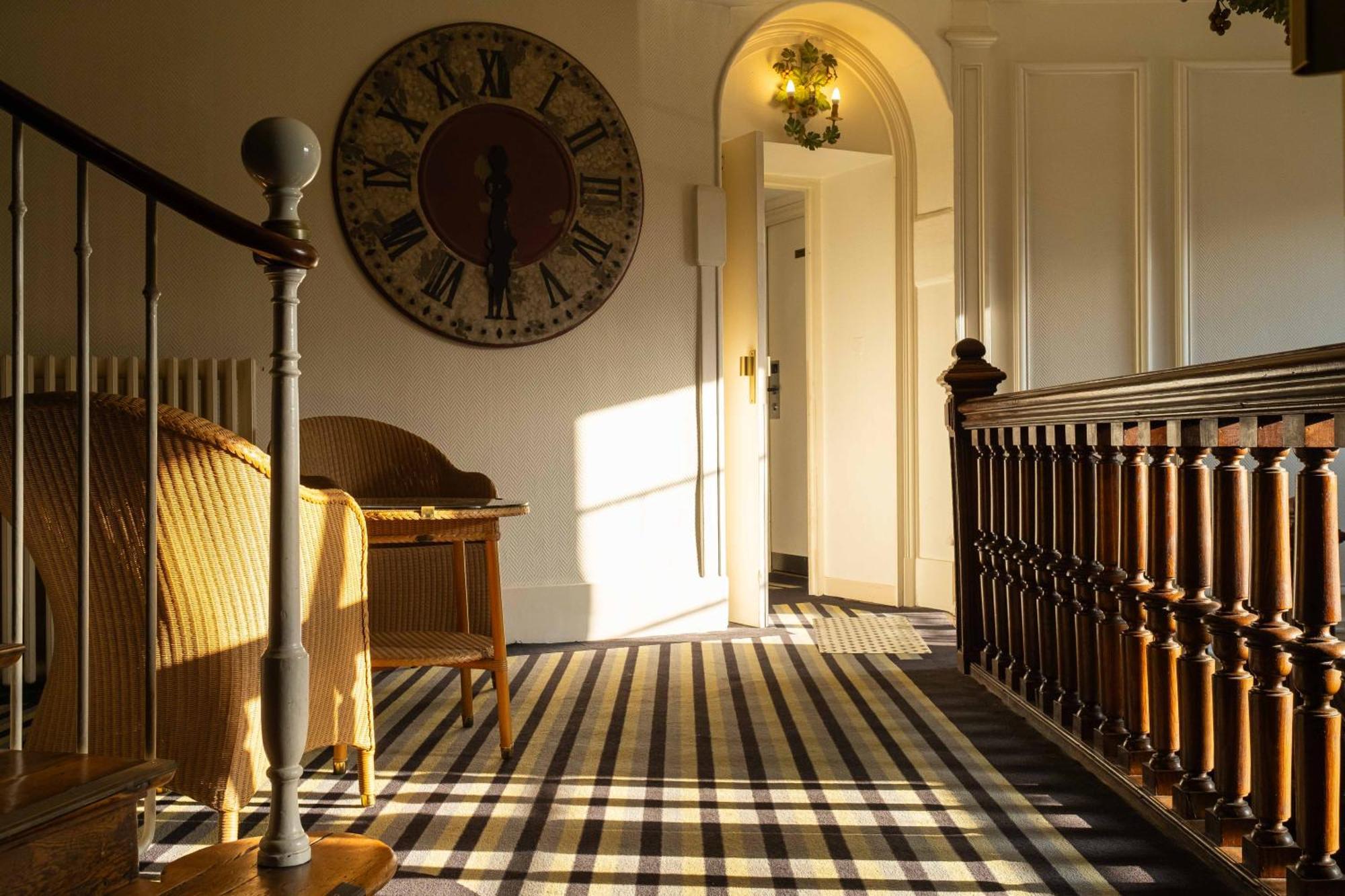 Logis Hotel De Bourgogne - Macon Ngoại thất bức ảnh