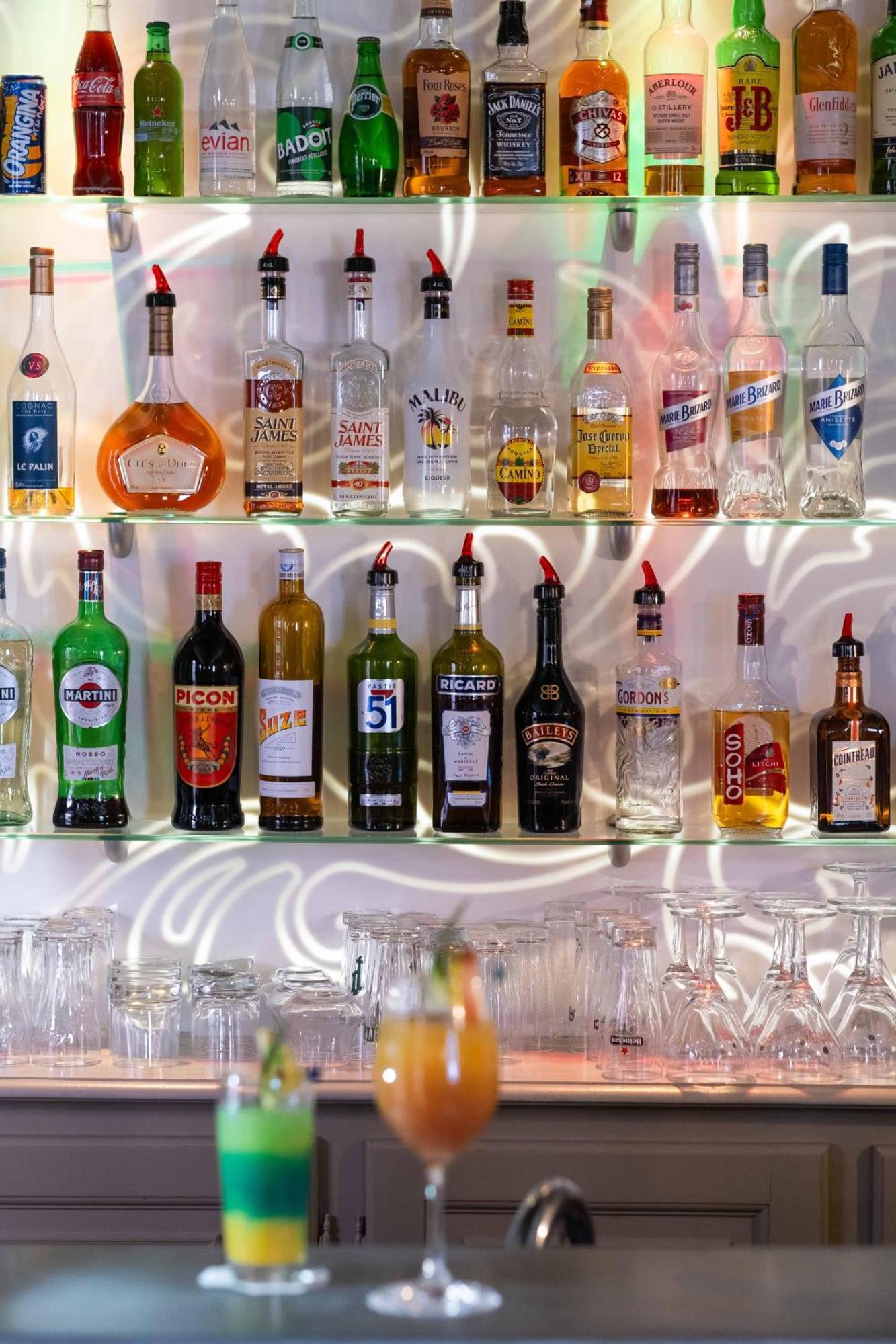 Logis Hotel De Bourgogne - Macon Ngoại thất bức ảnh