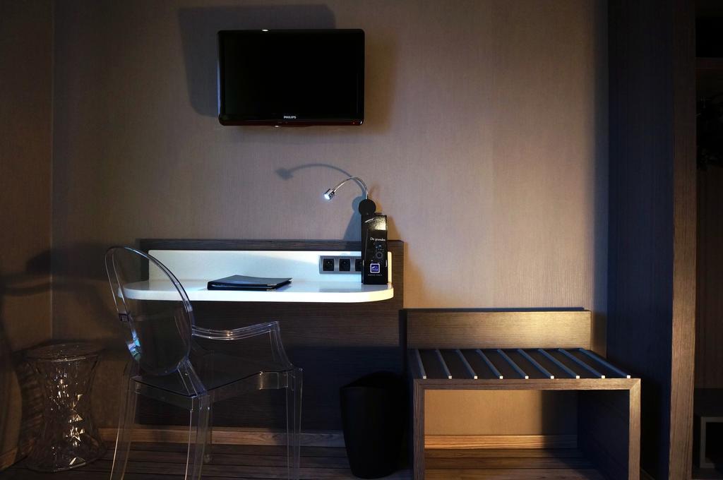 Logis Hotel De Bourgogne - Macon Ngoại thất bức ảnh