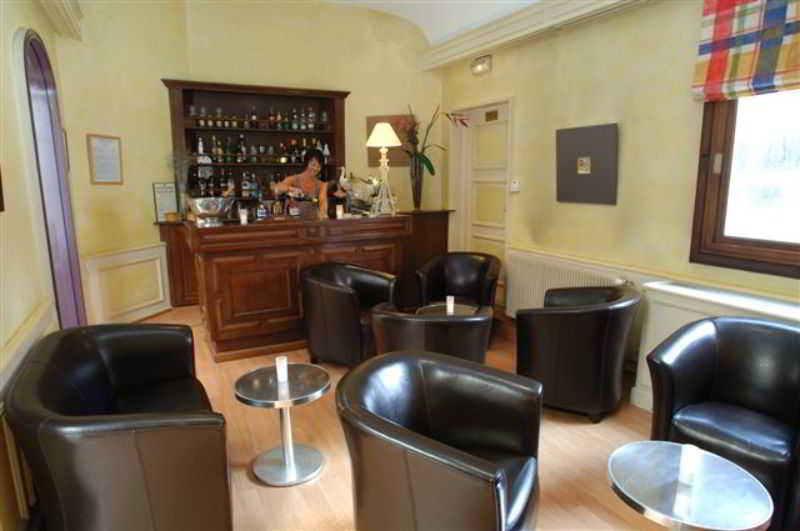 Logis Hotel De Bourgogne - Macon Nhà hàng bức ảnh